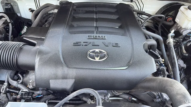 Toyota Tundra photo 25