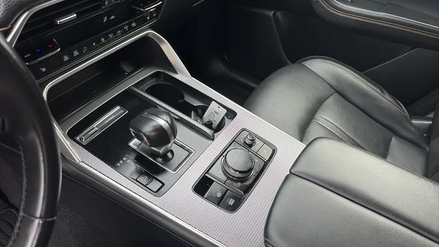 Mazda CX-90 photo 19