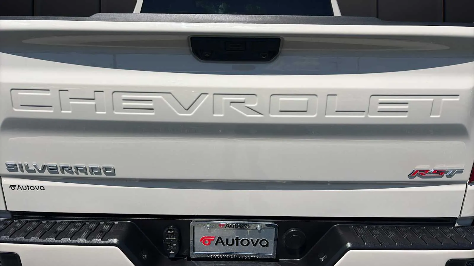 Chevrolet Silverado photo 12
