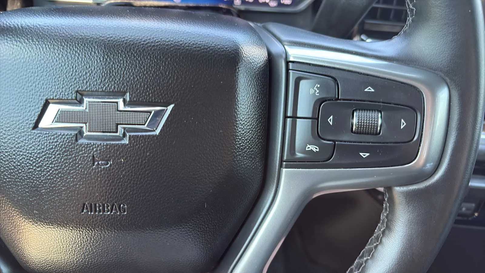 Chevrolet Silverado photo 15