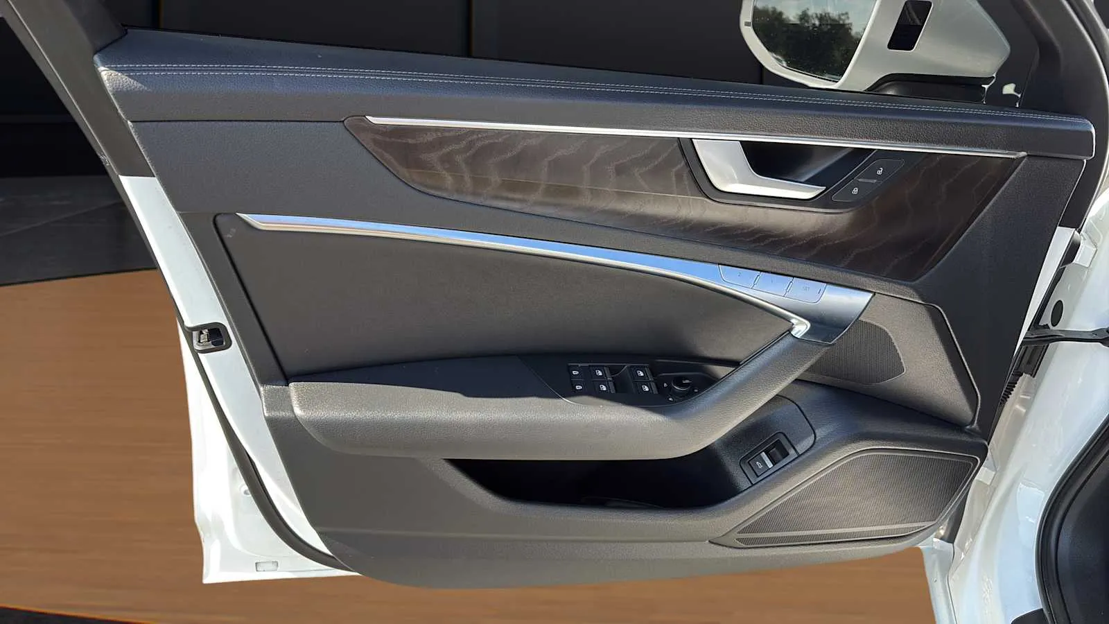 Audi A6 photo 16