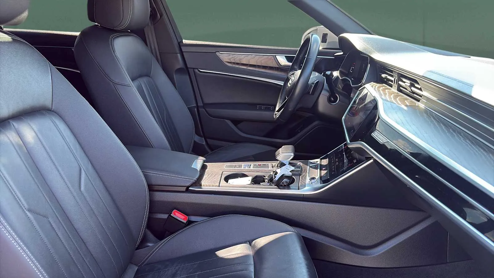 Audi A6 photo 24