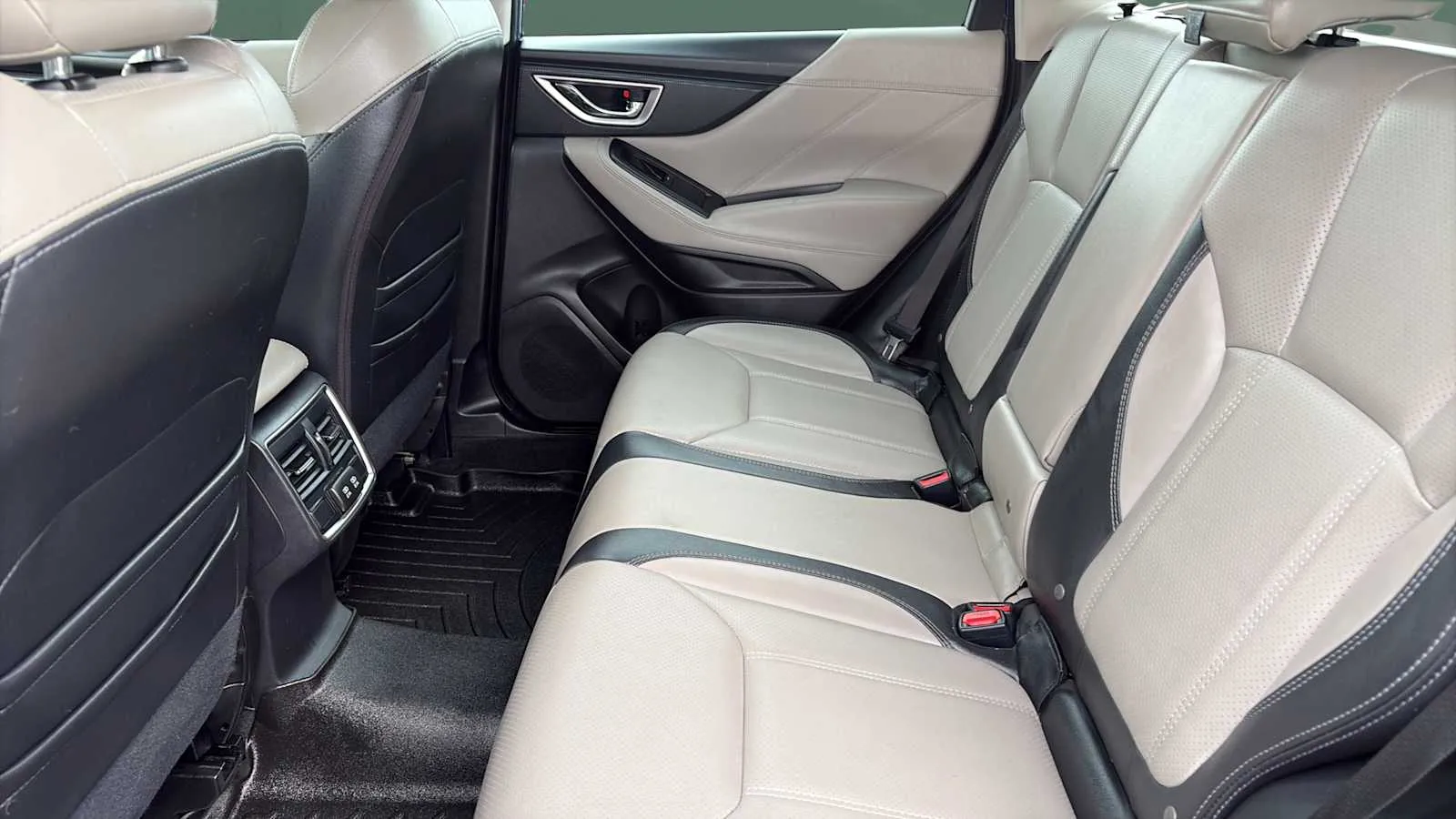 Subaru Forester photo 18