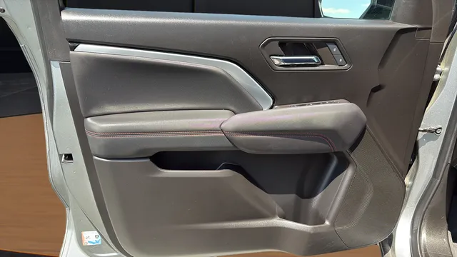 Chevrolet Colorado photo 21