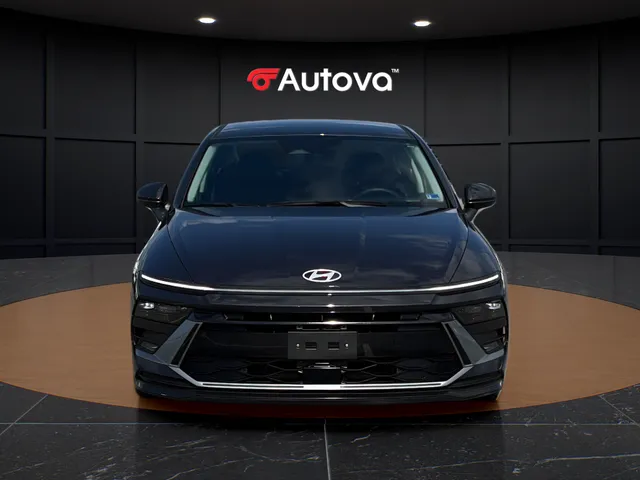 Hyundai Sonata photo 8