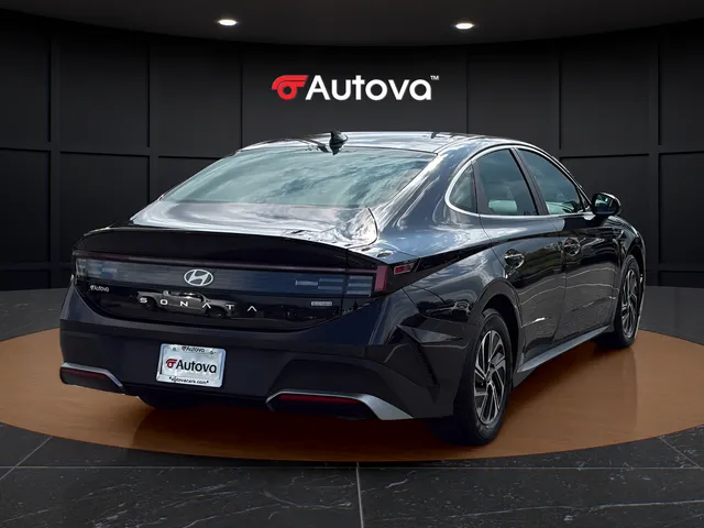 Hyundai Sonata photo 5