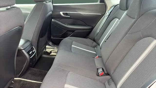 Hyundai Sonata photo 18