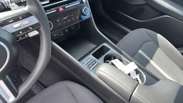 Hyundai Sonata photo 14