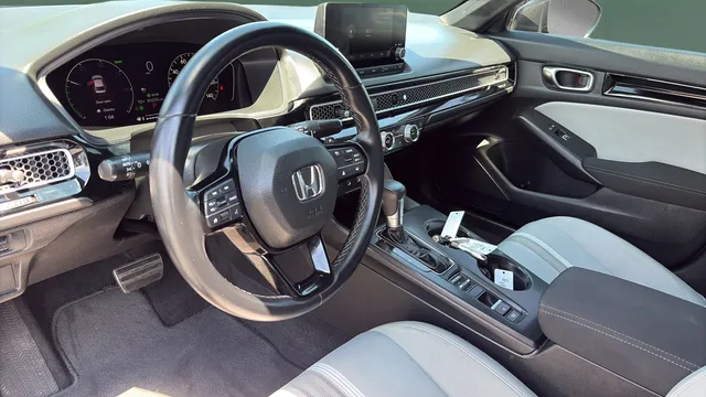 Honda Civic photo 18