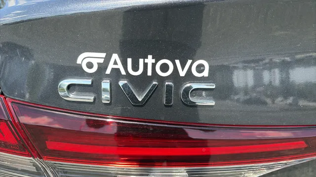 Honda Civic photo 13