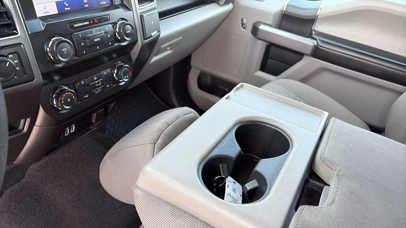 Ford F-150 photo 14