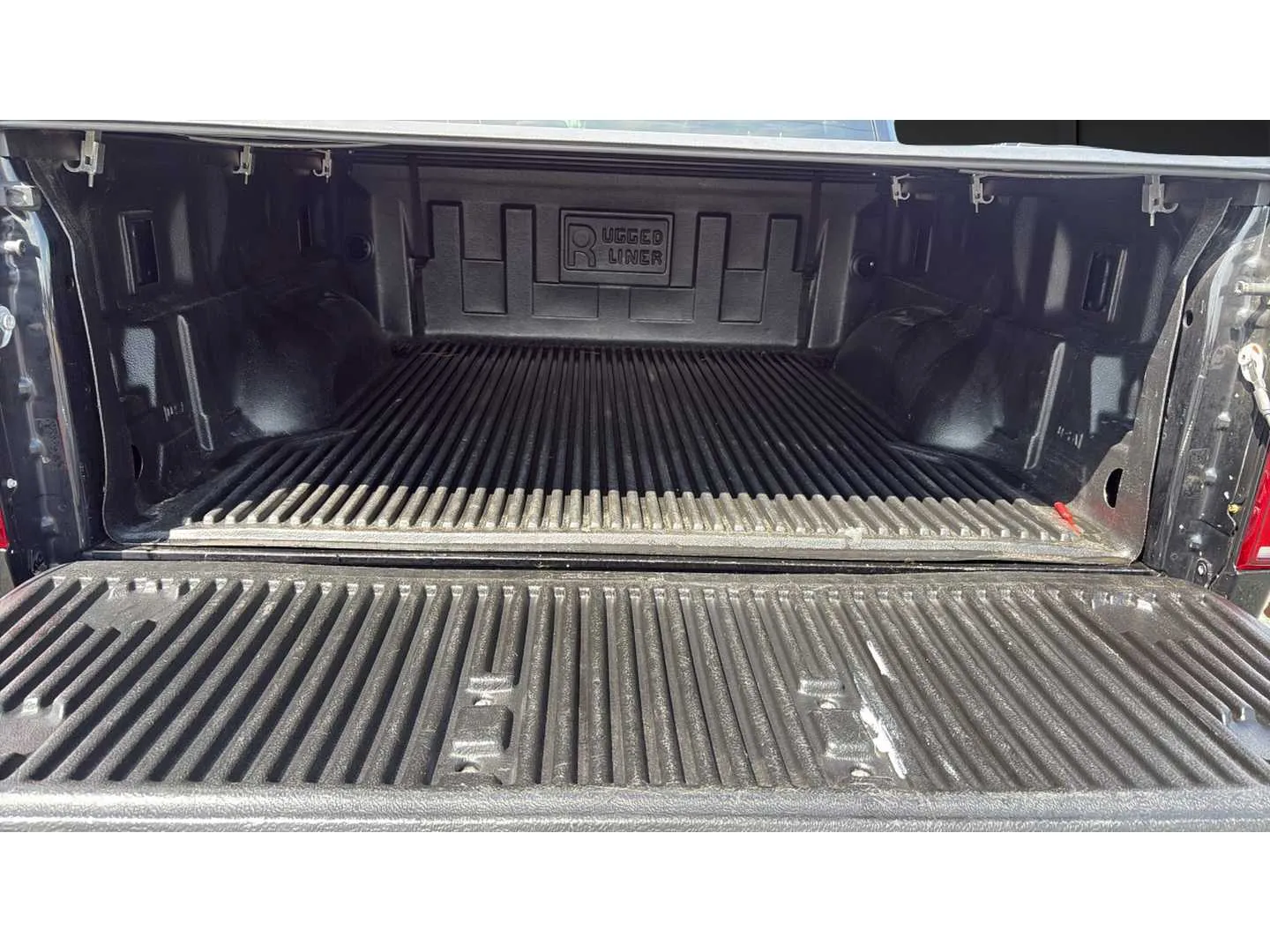 Ford F-150 photo 21