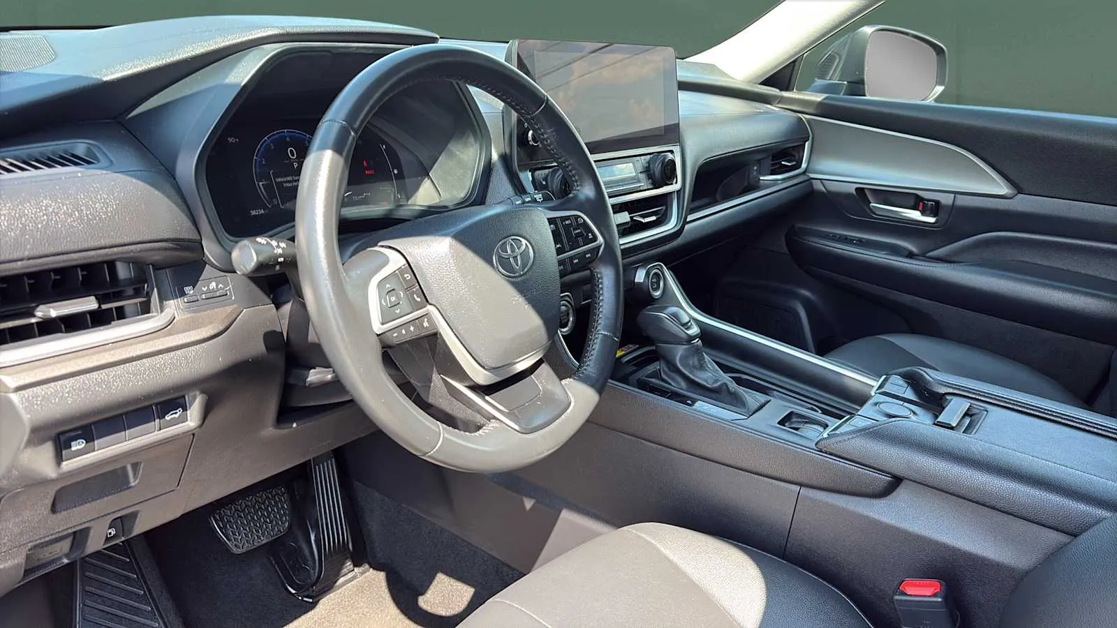 Toyota Grand Highlander photo 13