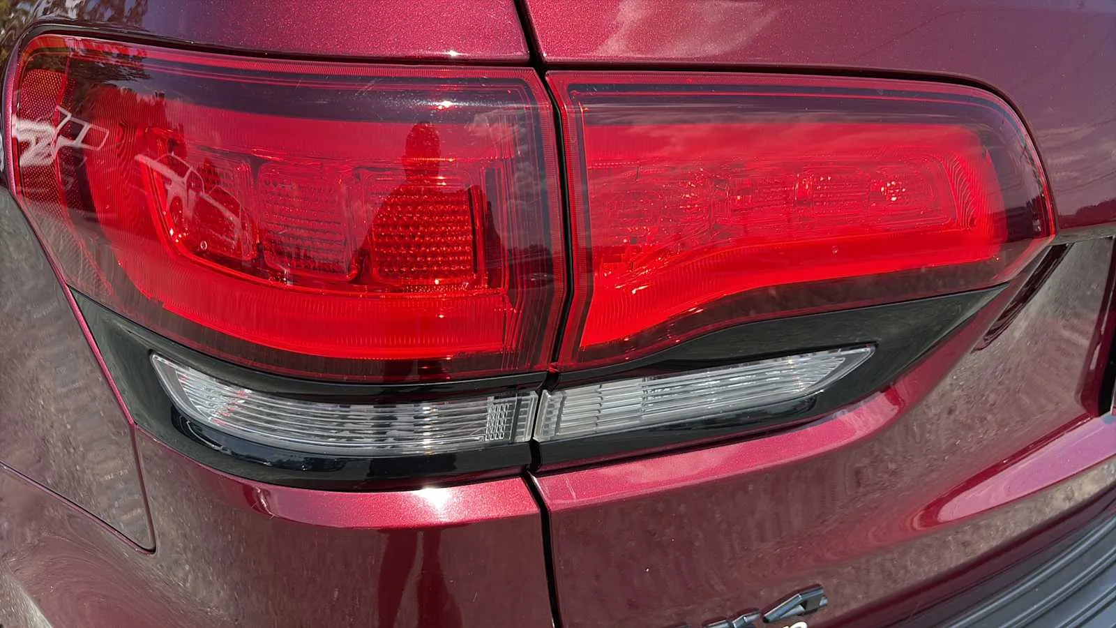 Jeep Grand Cherokee photo 29