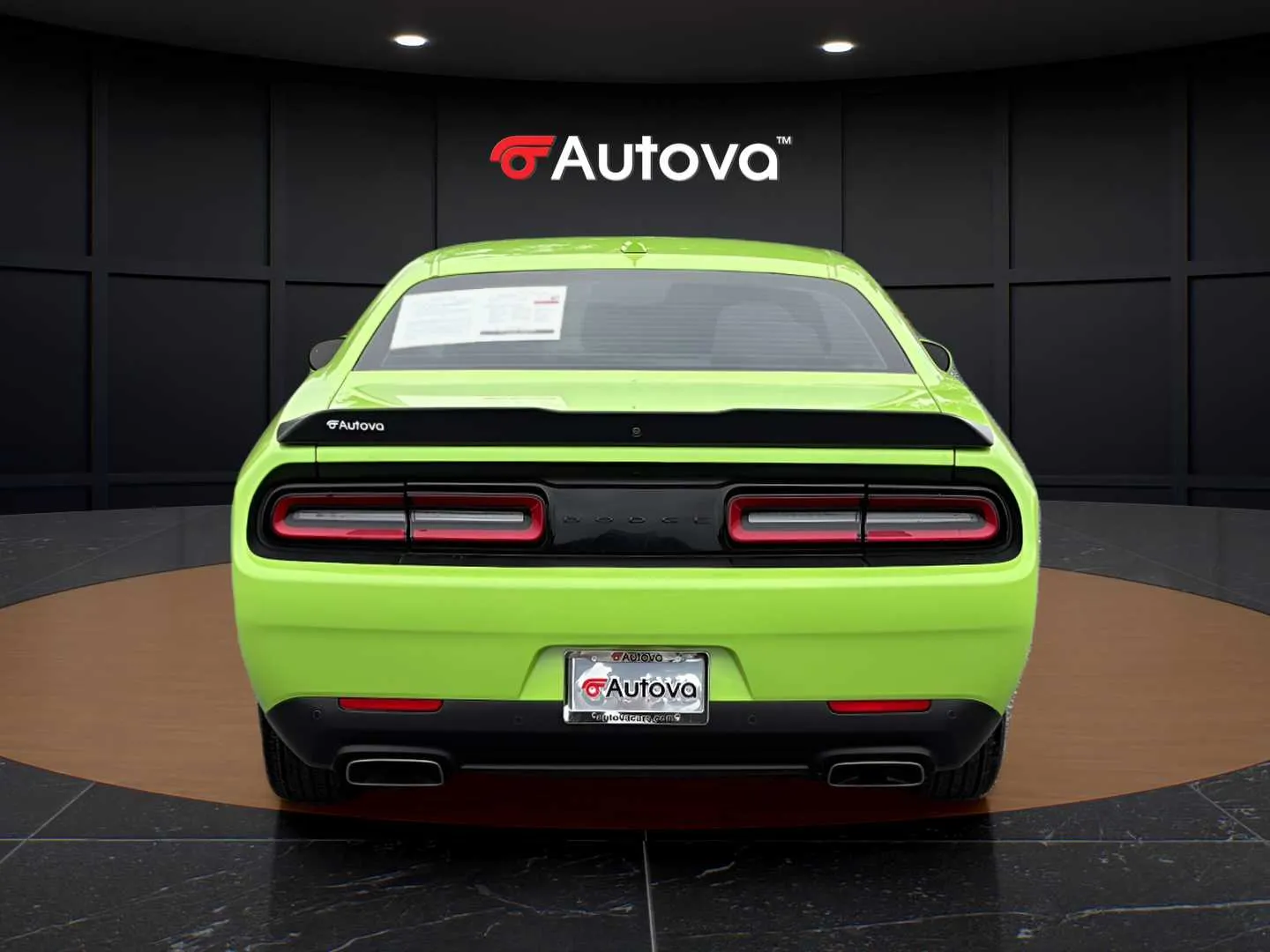 Dodge Challenger photo 4