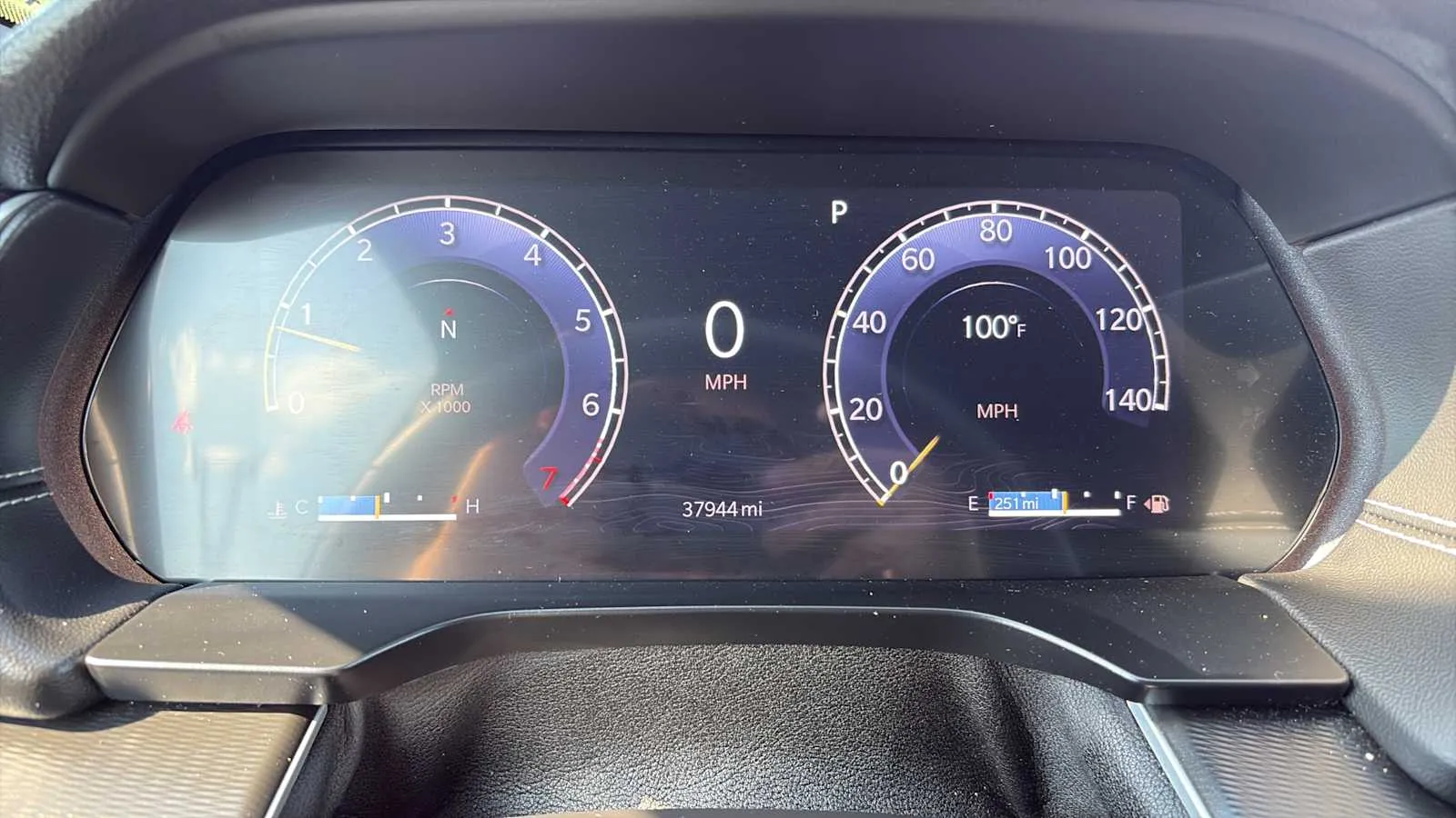 Jeep Grand Cherokee photo 16