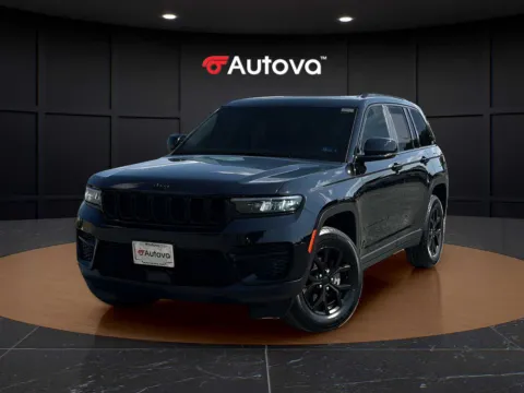 Black 2025 Jeep Grand Cherokee Altitude for sale in Madison Heights, VA