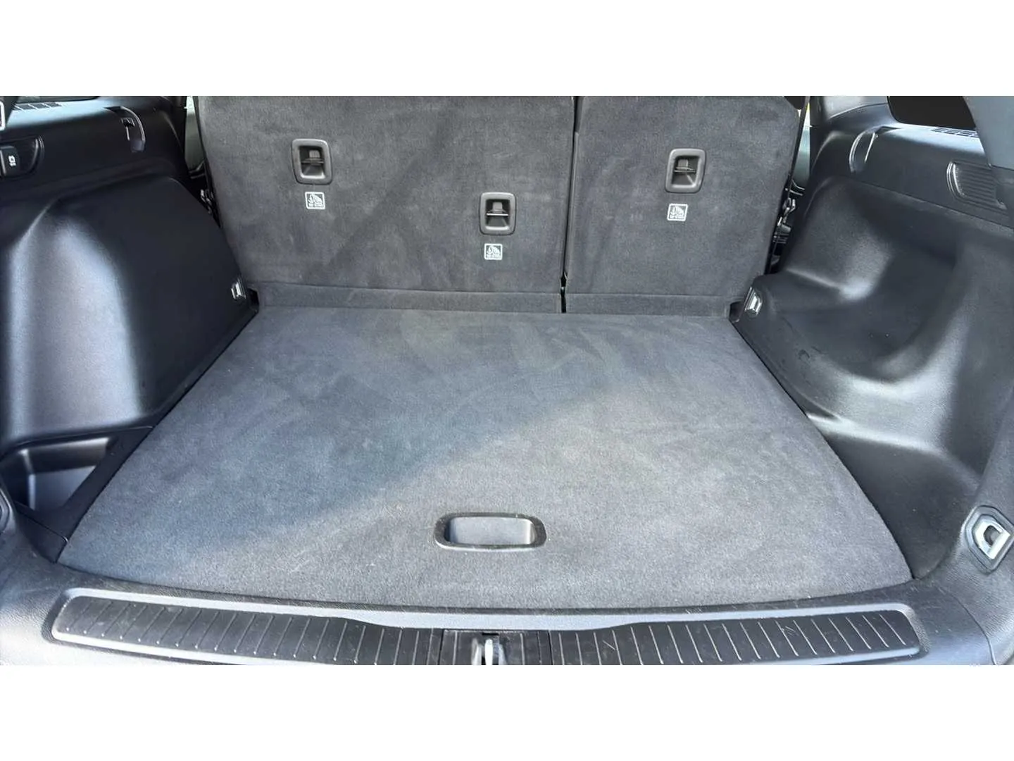 Jeep Grand Cherokee photo 26