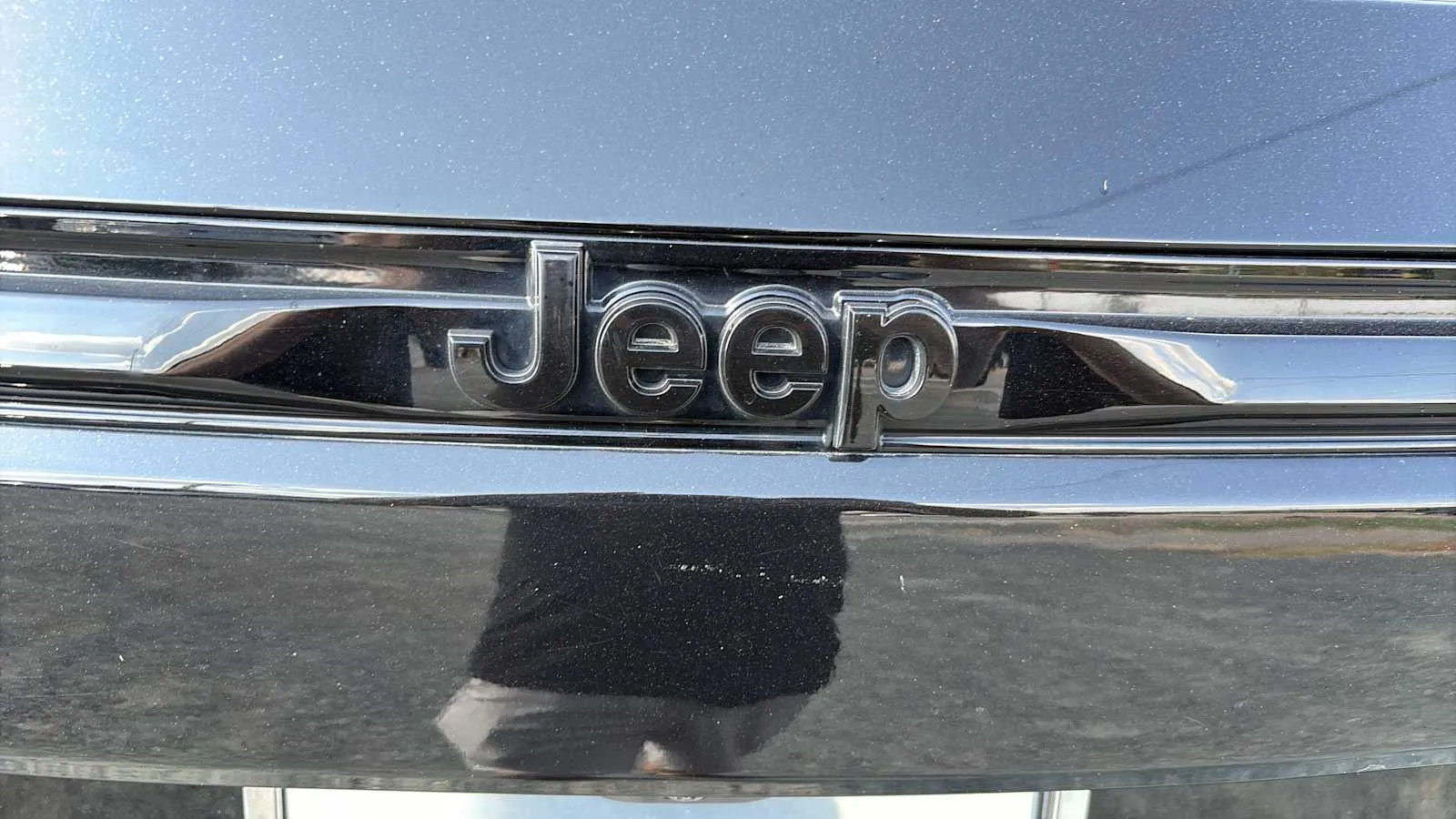 Jeep Grand Cherokee photo 12
