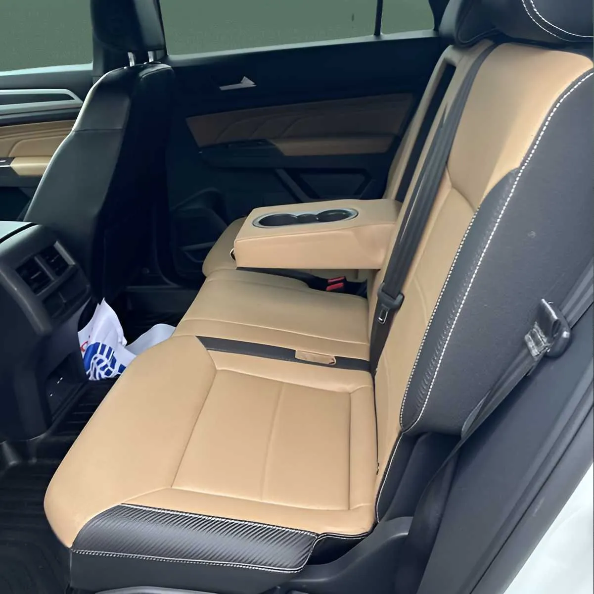 Volkswagen Atlas Cross Sport photo 4