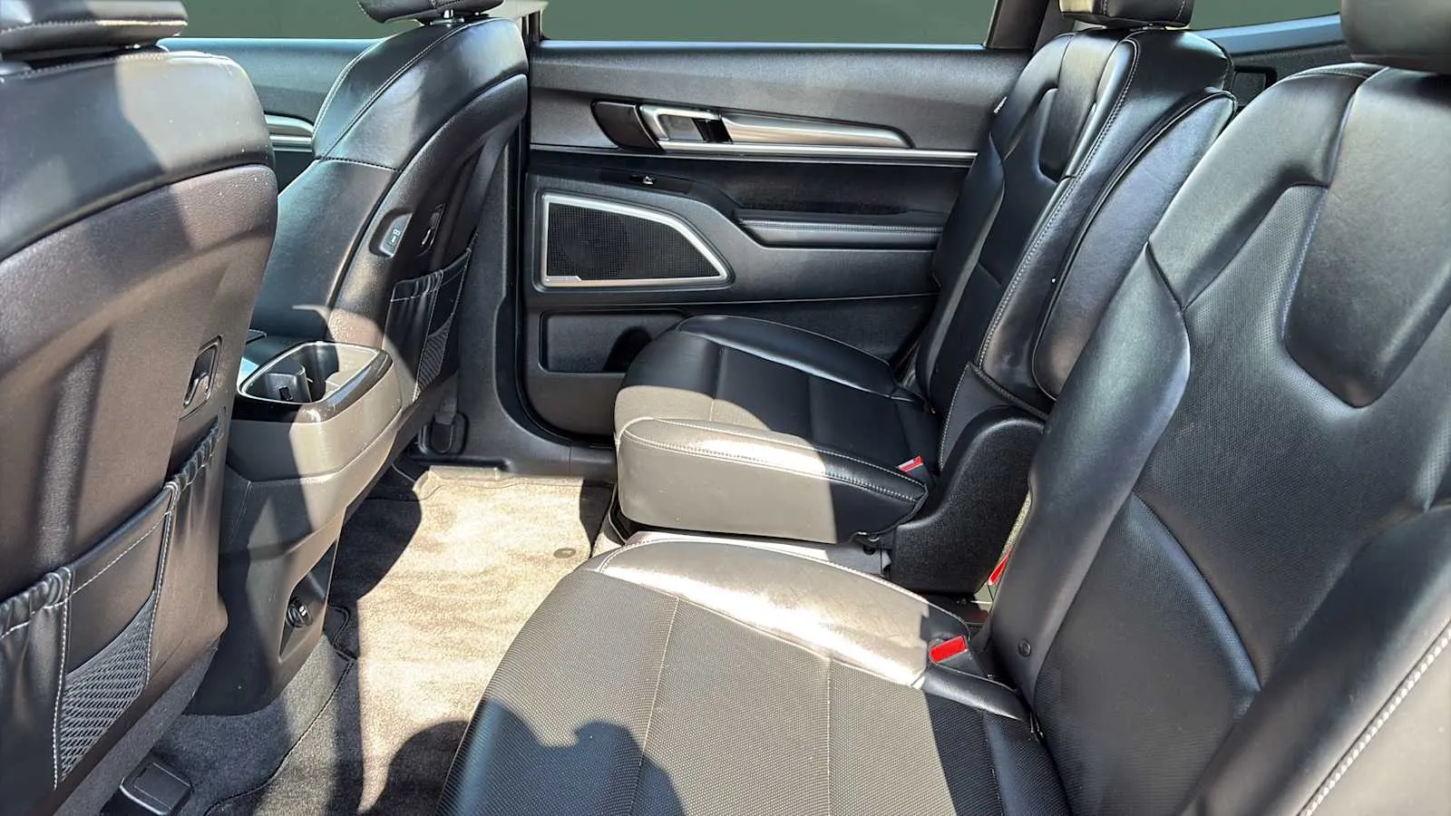 Kia Telluride photo 23