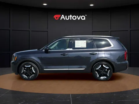 Photos of 2025 Kia Telluride S for sale in Madison Heights, VA at Autova - Madison Heights
