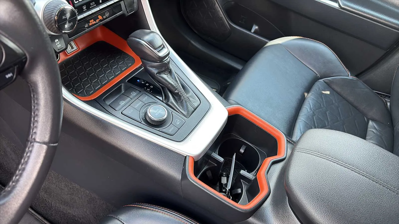 Toyota RAV4 photo 14