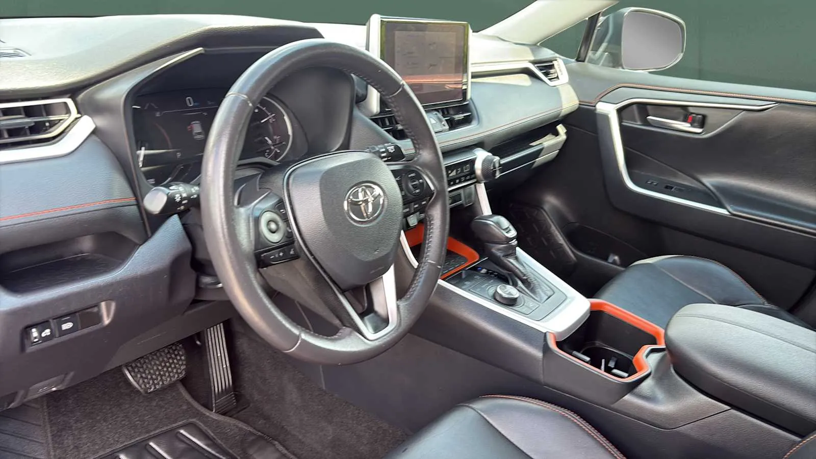 Toyota RAV4 photo 13