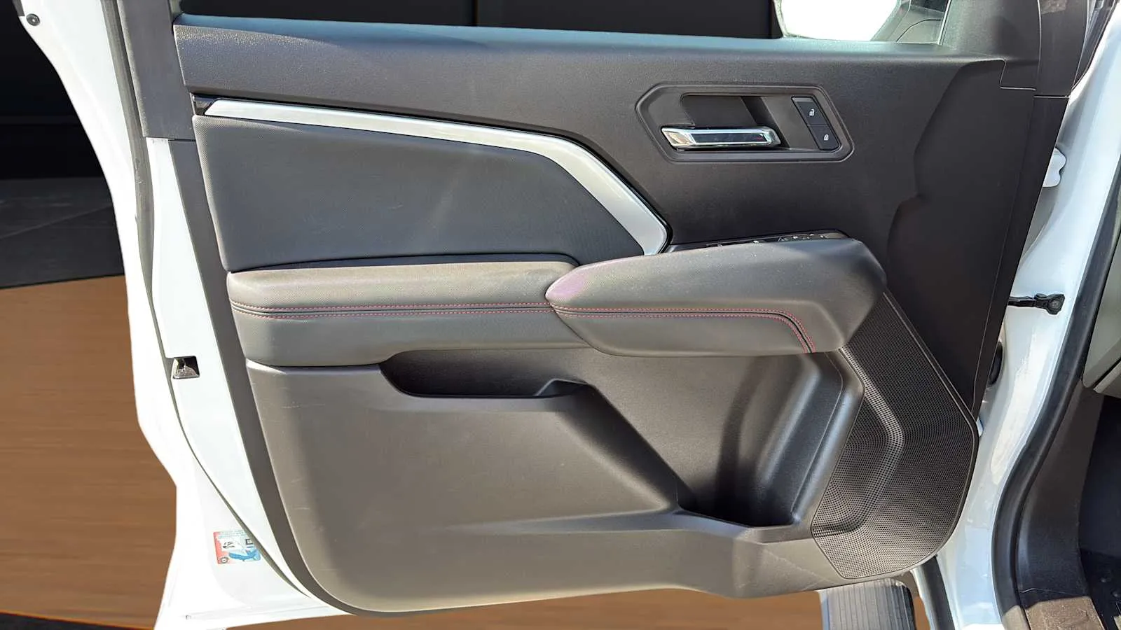 Chevrolet Colorado photo 16