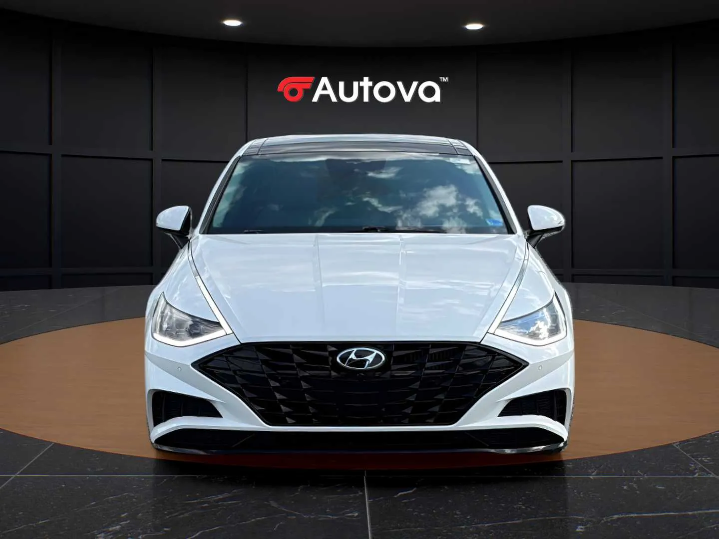 Hyundai Sonata photo 8