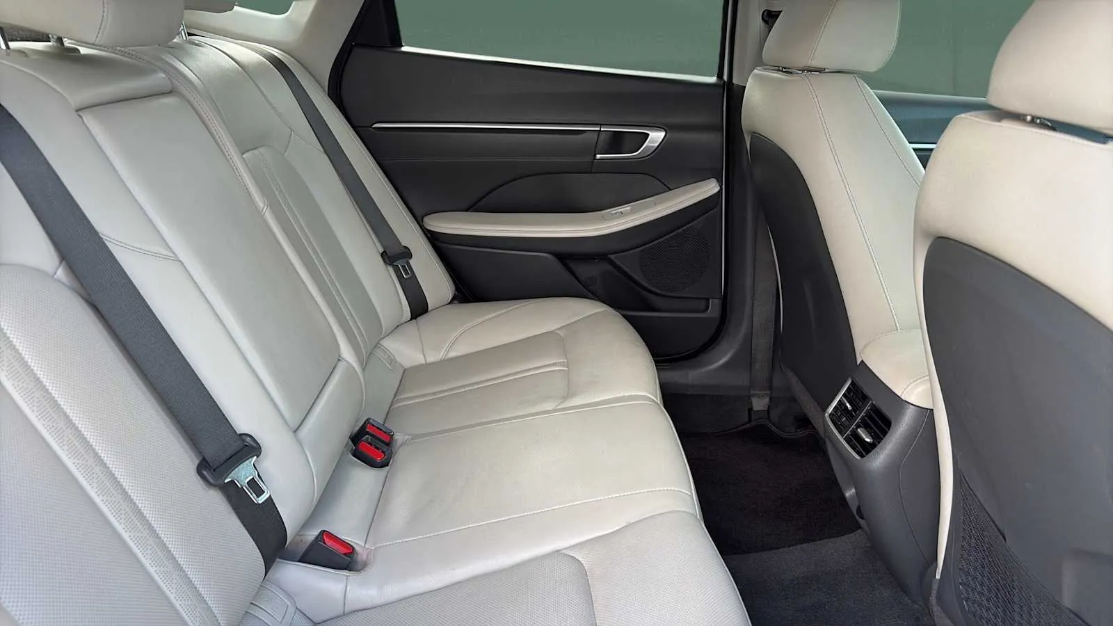 Hyundai Sonata photo 22