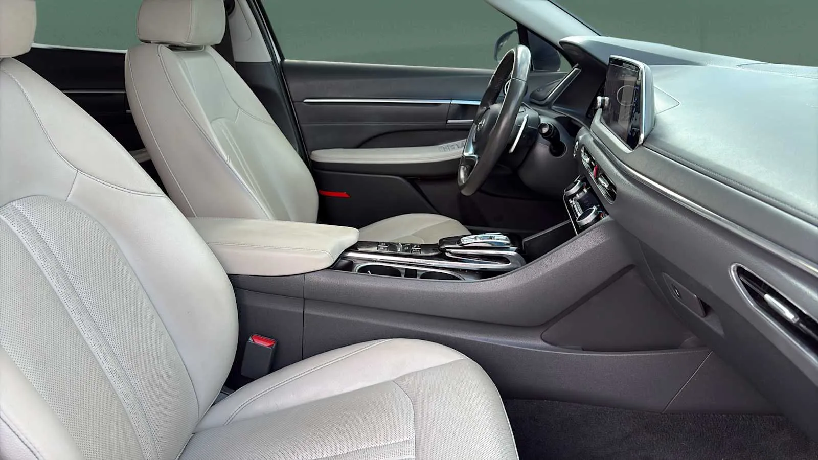 Hyundai Sonata photo 24