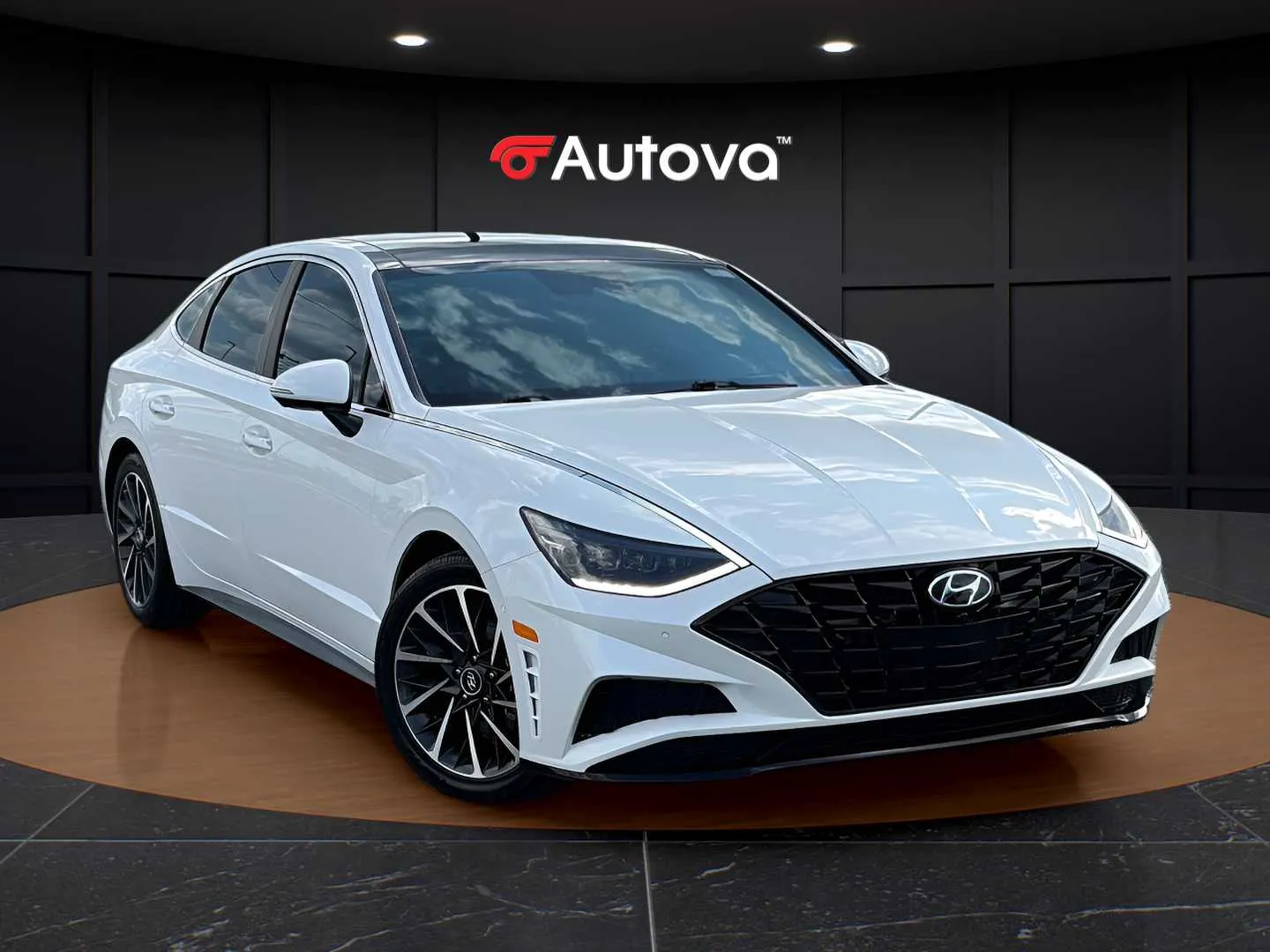 Hyundai Sonata photo 7