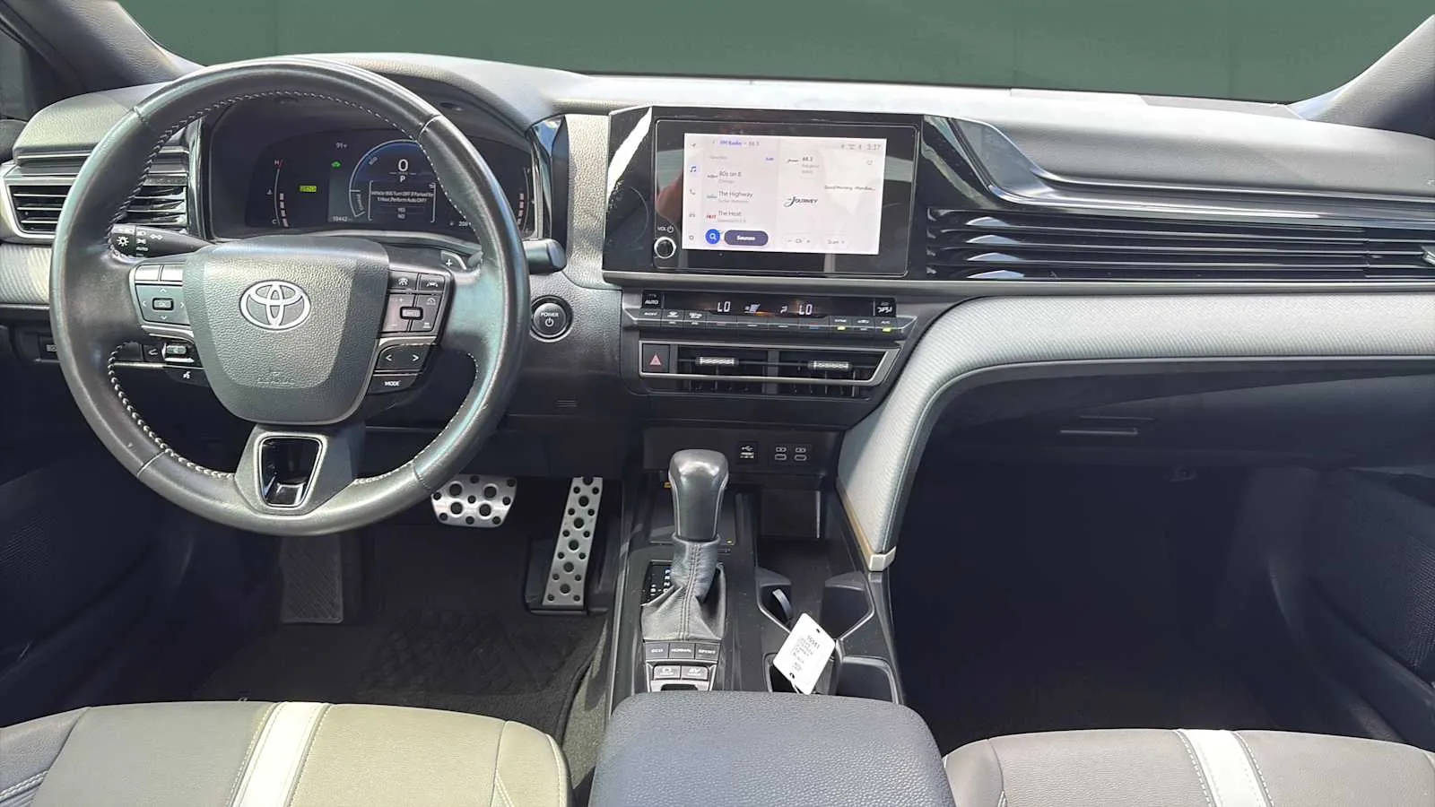 Toyota Camry photo 19