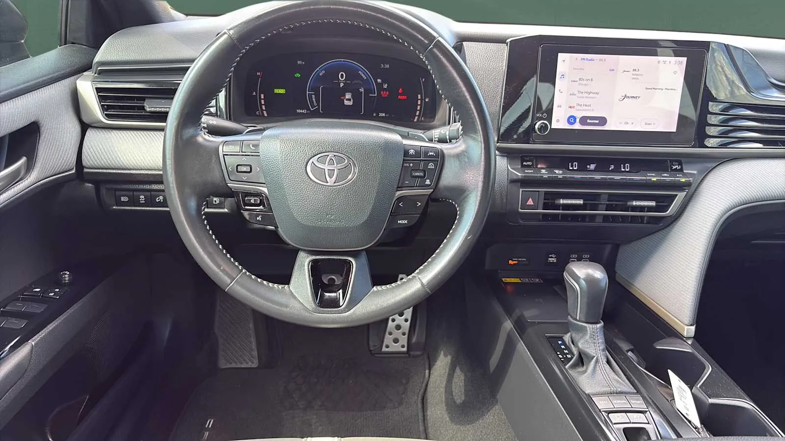 Toyota Camry photo 20