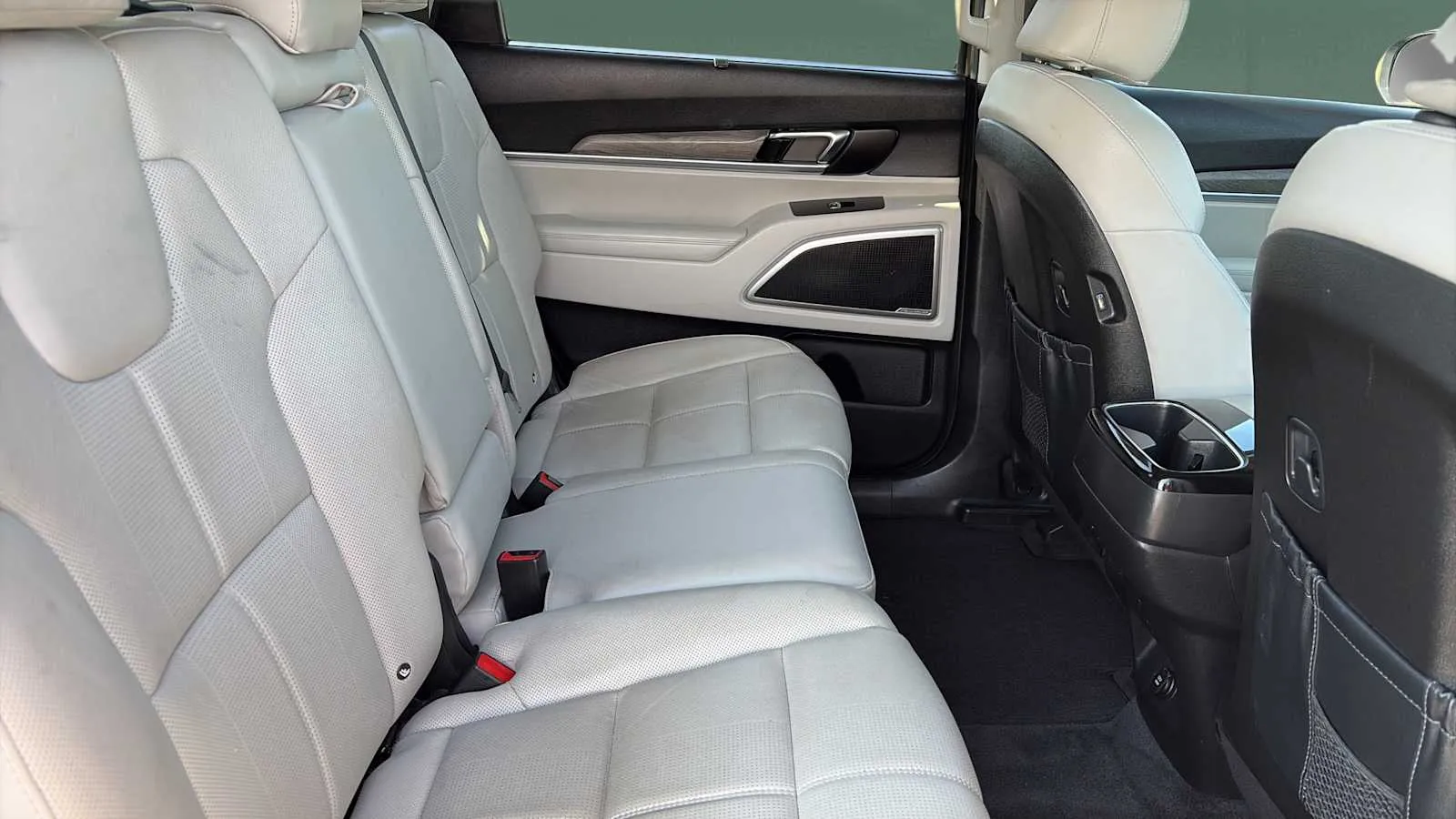 Kia Telluride photo 22