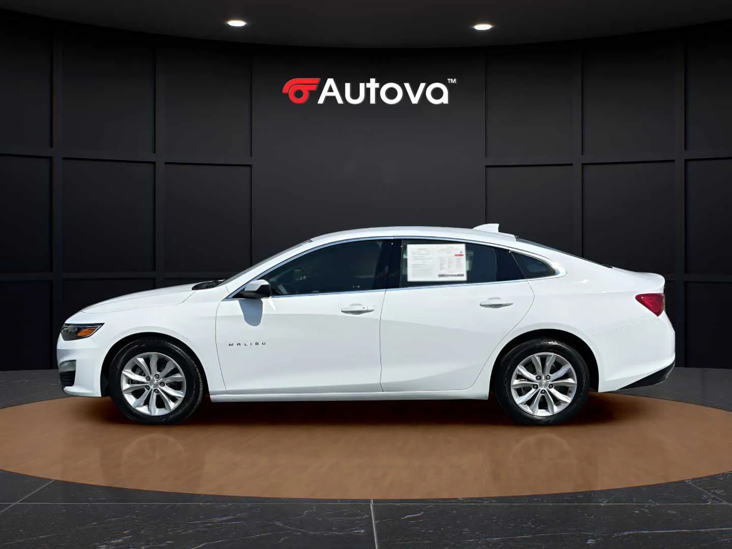 Chevrolet Malibu photo 2