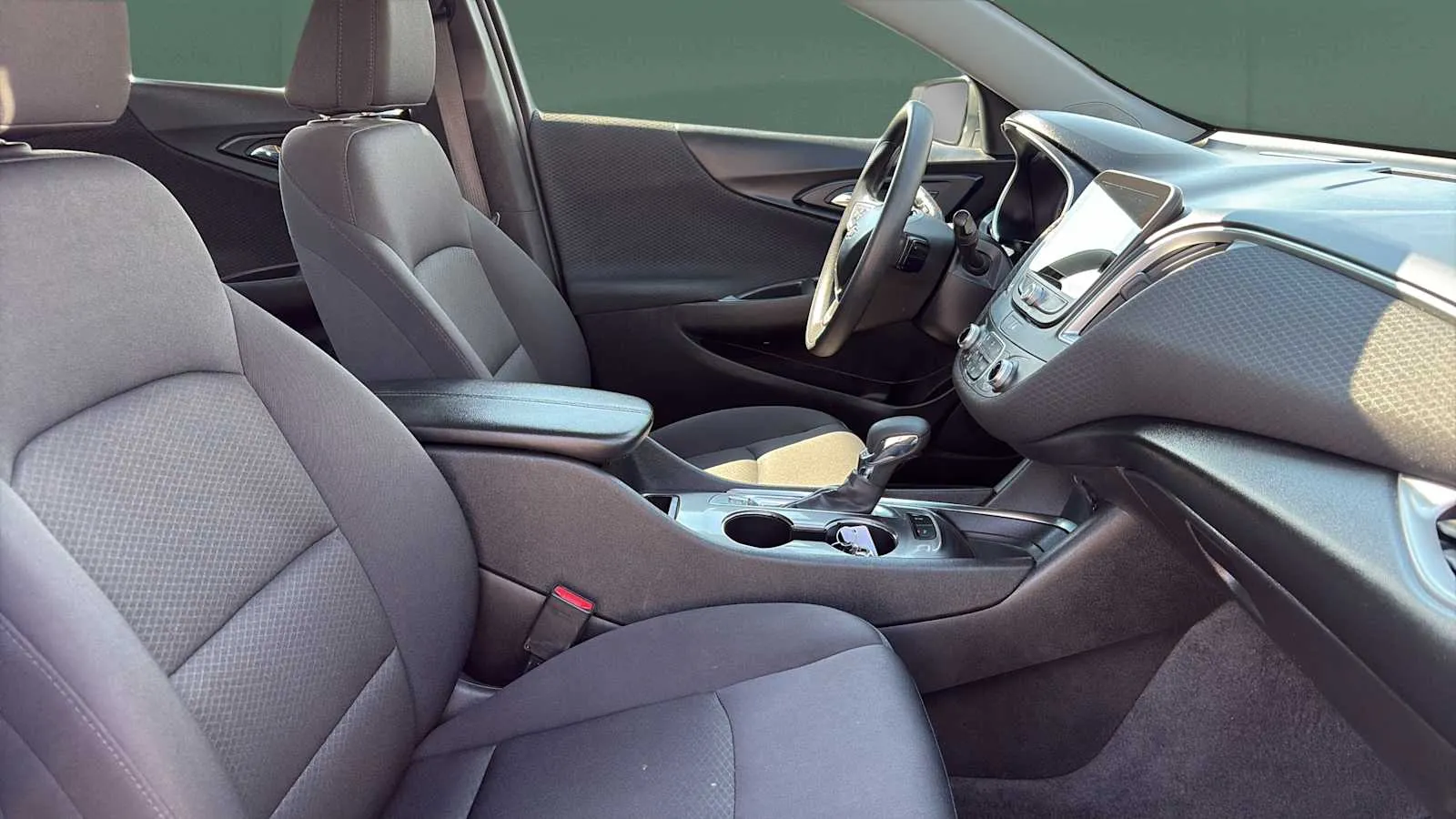 Chevrolet Malibu photo 24
