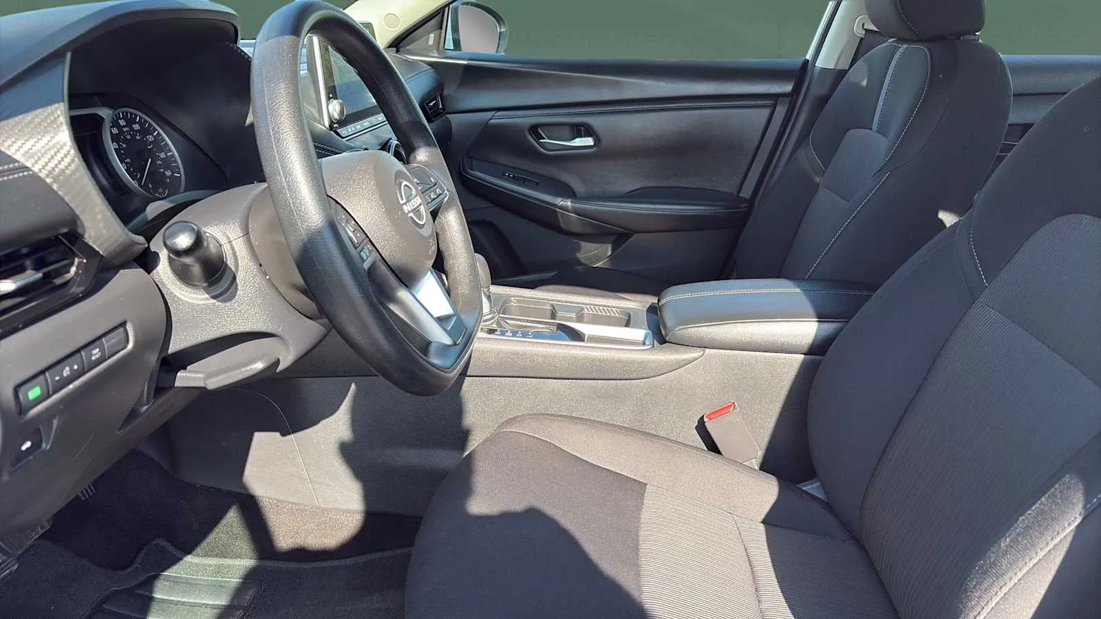 Nissan Sentra photo 17