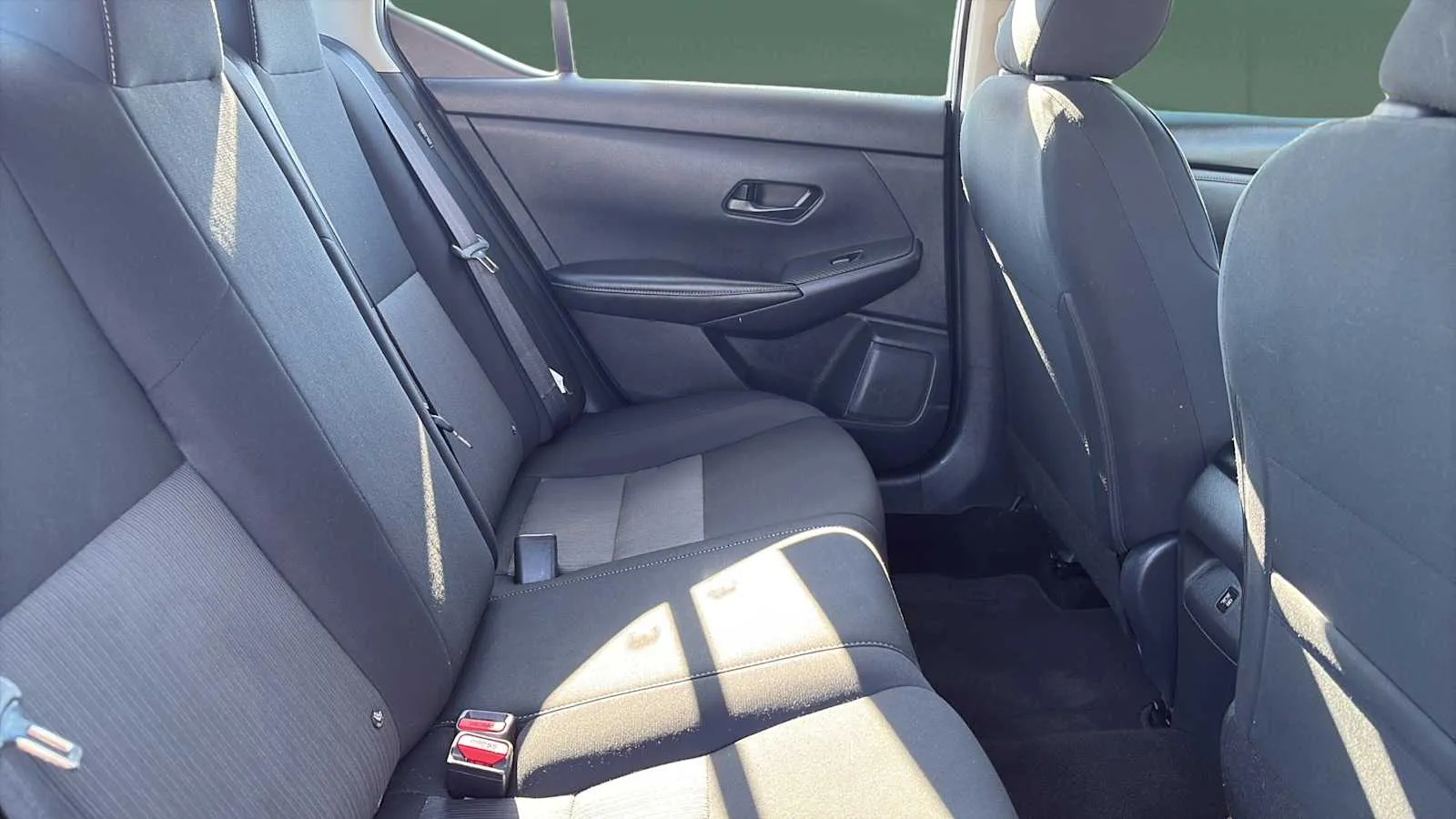 Nissan Sentra photo 22