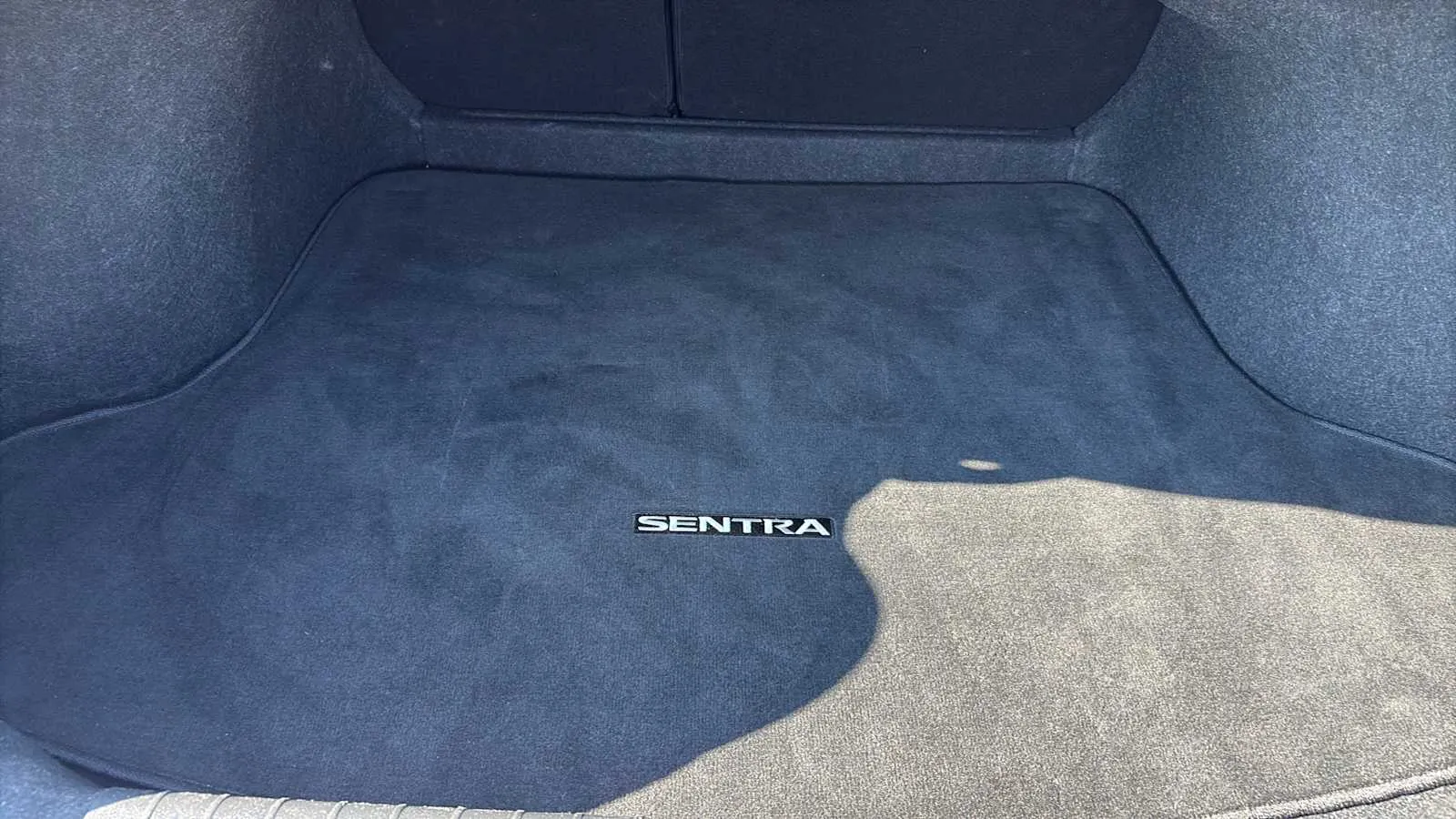 Nissan Sentra photo 21