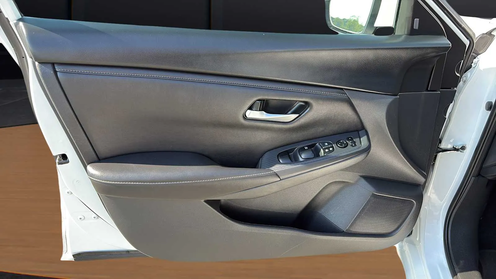 Nissan Sentra photo 16