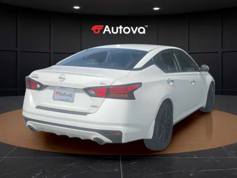 More photos of 2023 Nissan Altima 2.5 SL at Autova - Madison Heights, VA
