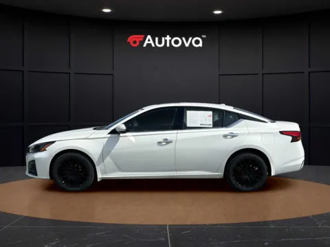 Photos of 2023 Nissan Altima 2.5 SL for sale in Madison Heights, VA at Autova - Madison Heights