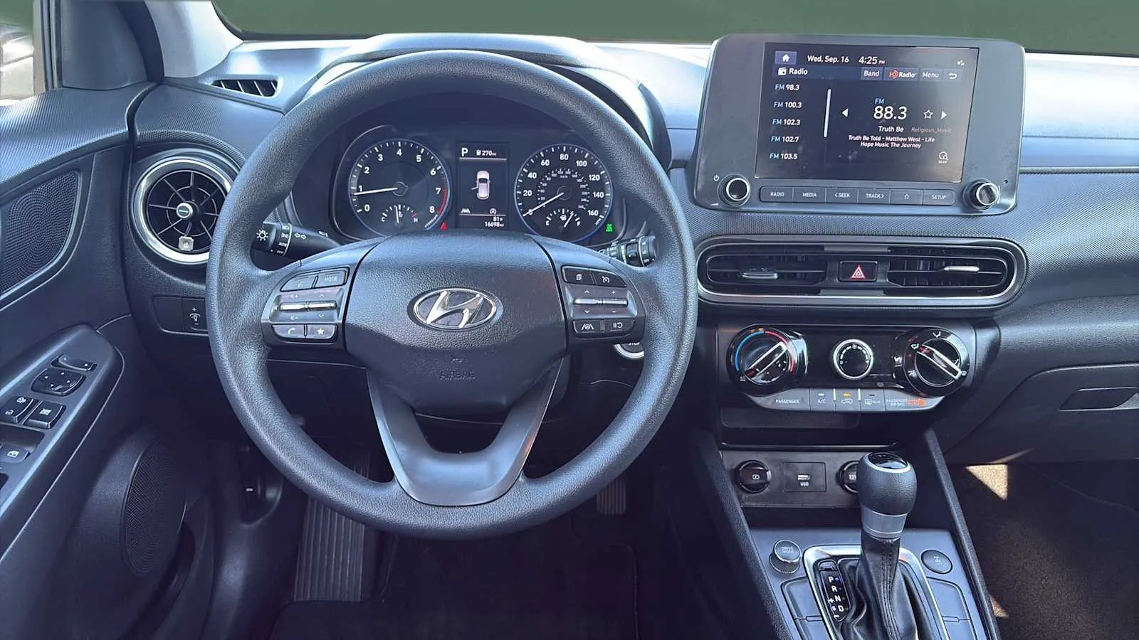 Hyundai Kona photo 20