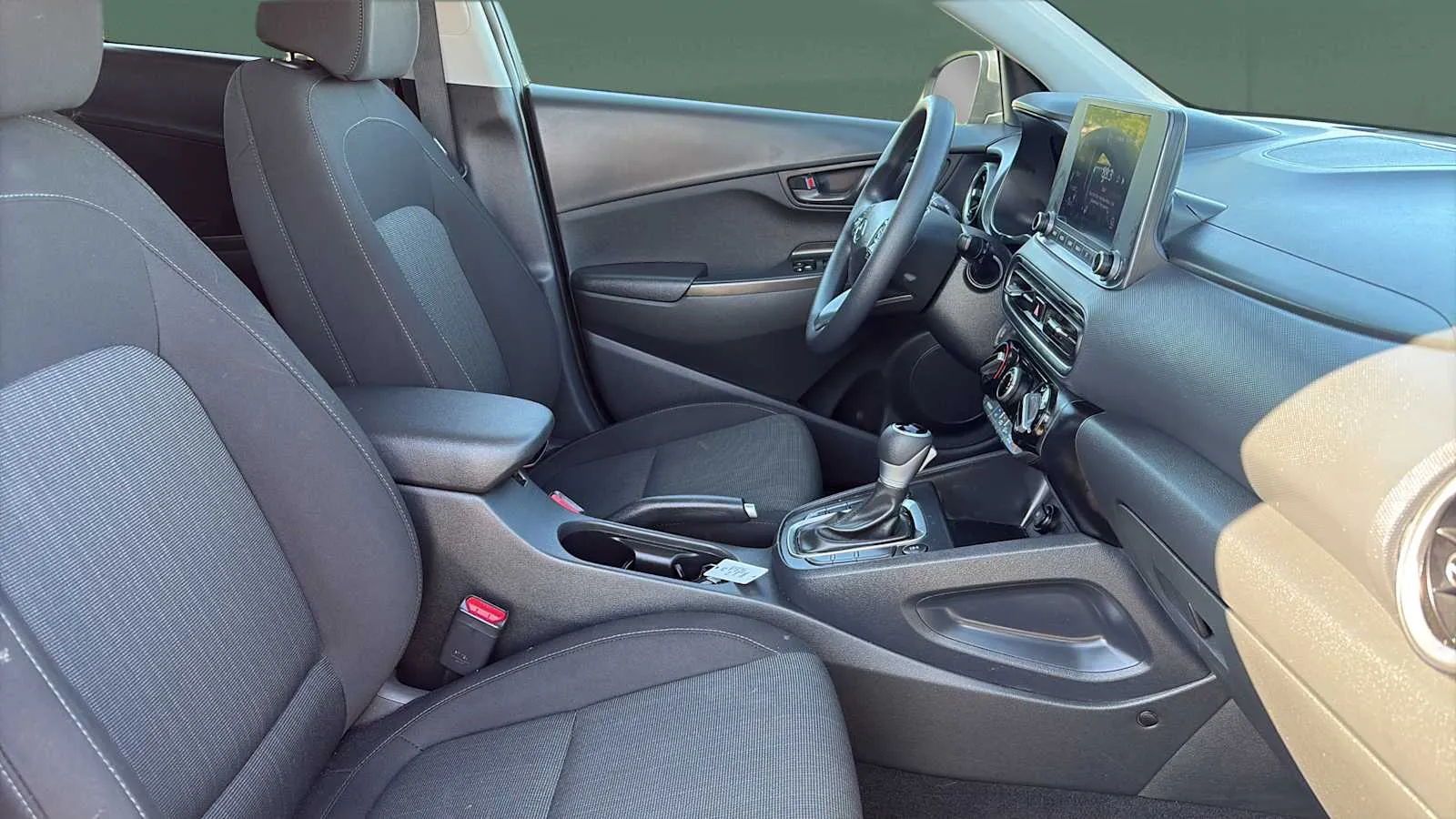 Hyundai Kona photo 24