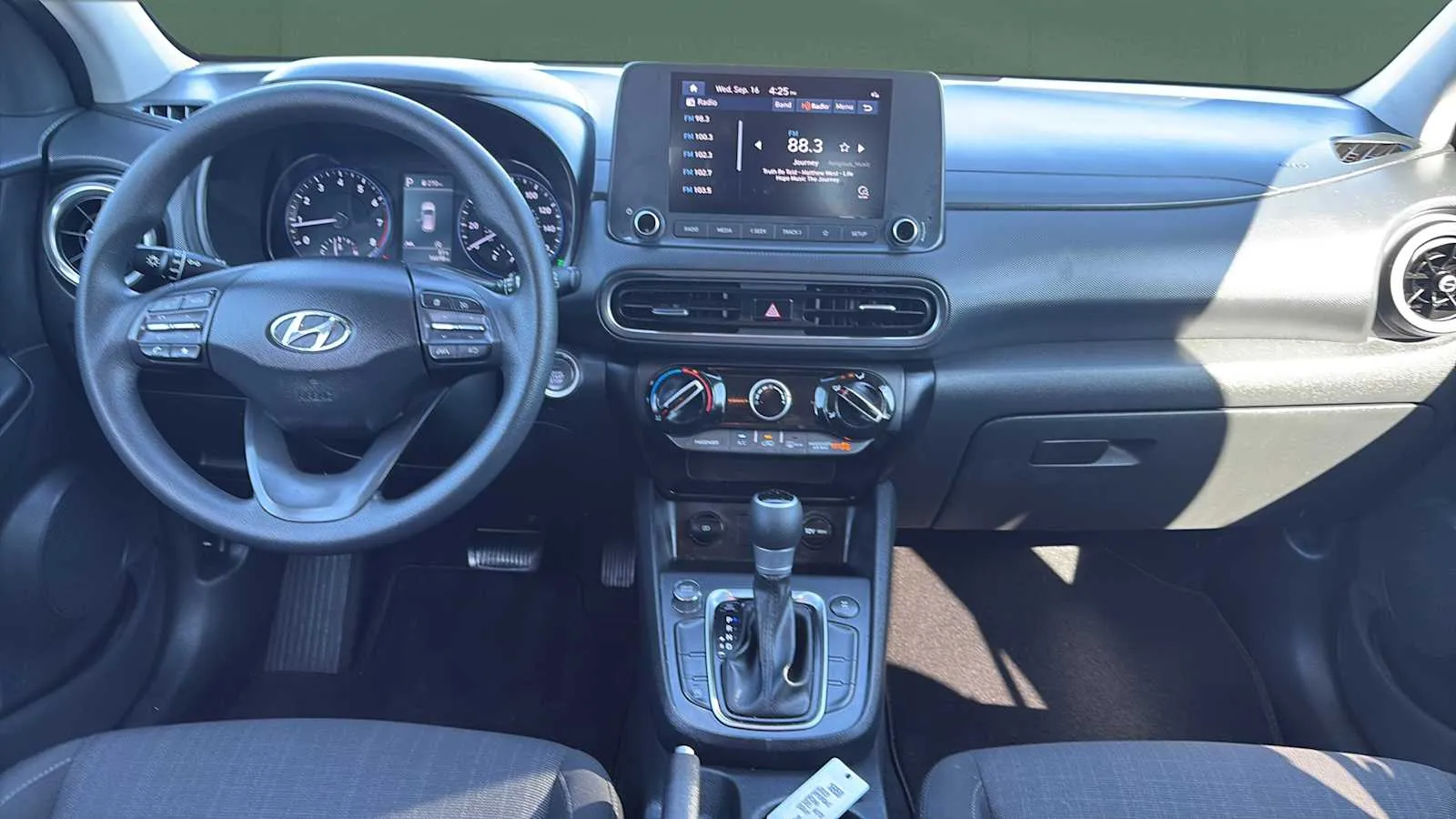 Hyundai Kona photo 19