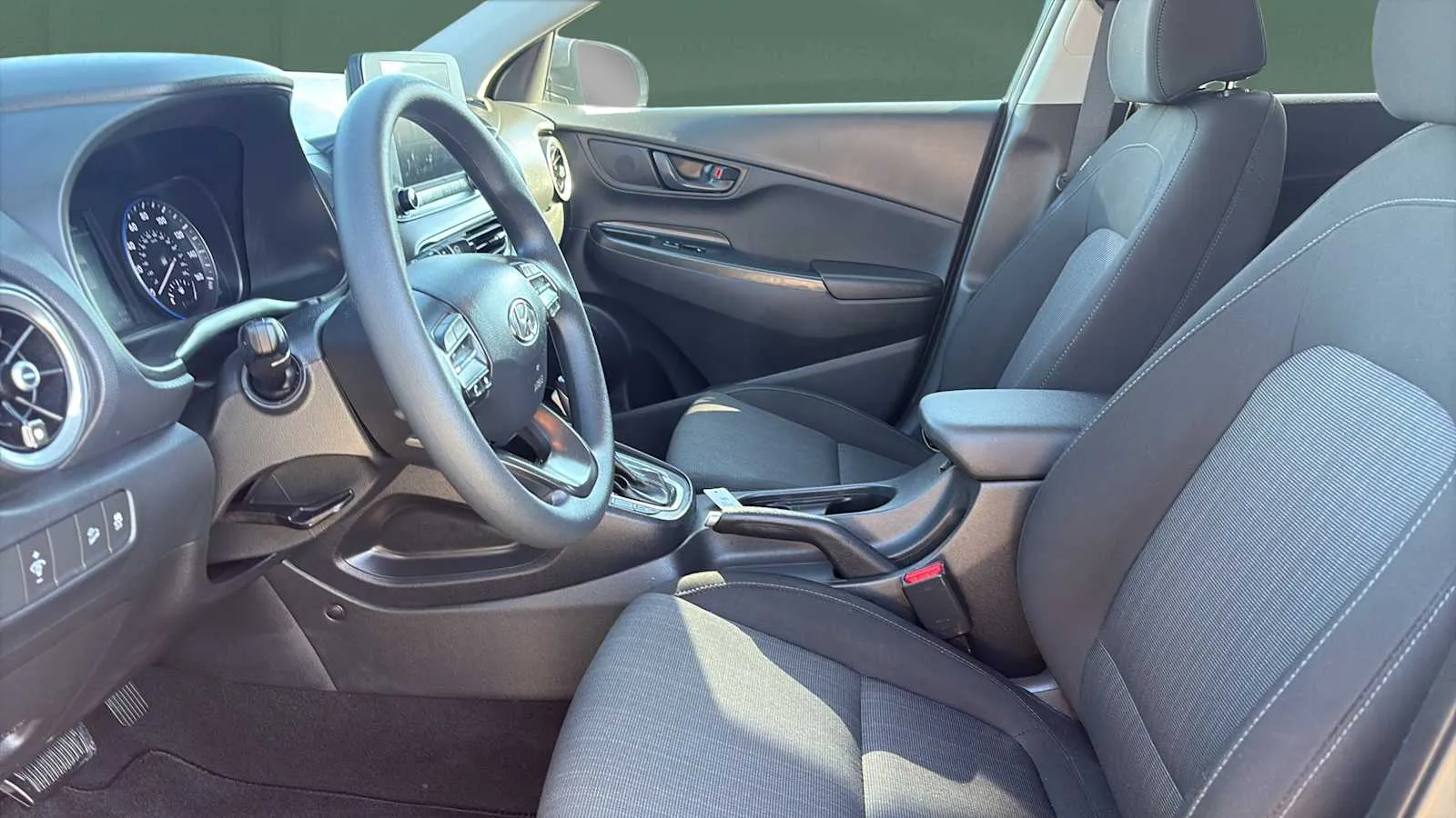 Hyundai Kona photo 17