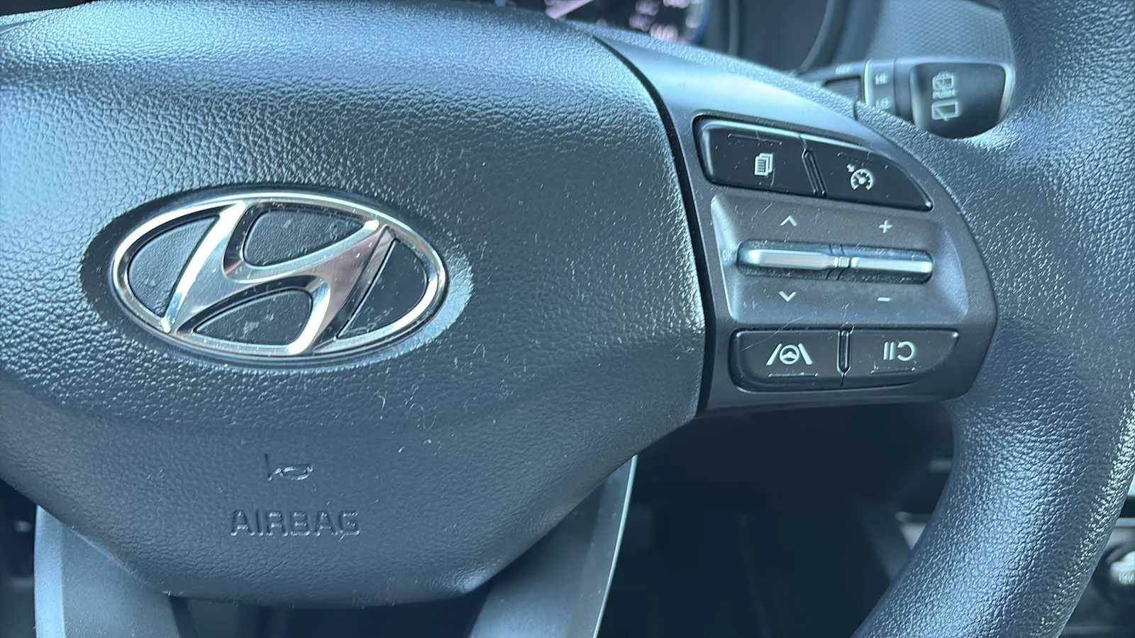 Hyundai Kona photo 10