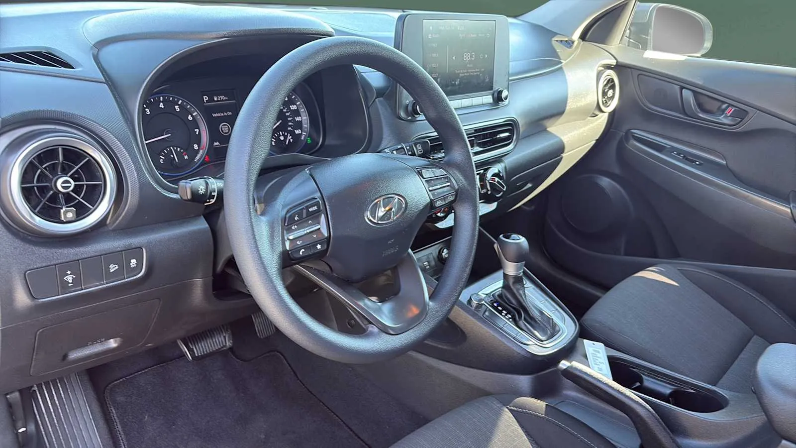Hyundai Kona photo 13